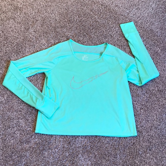 nike long sleeve gym top